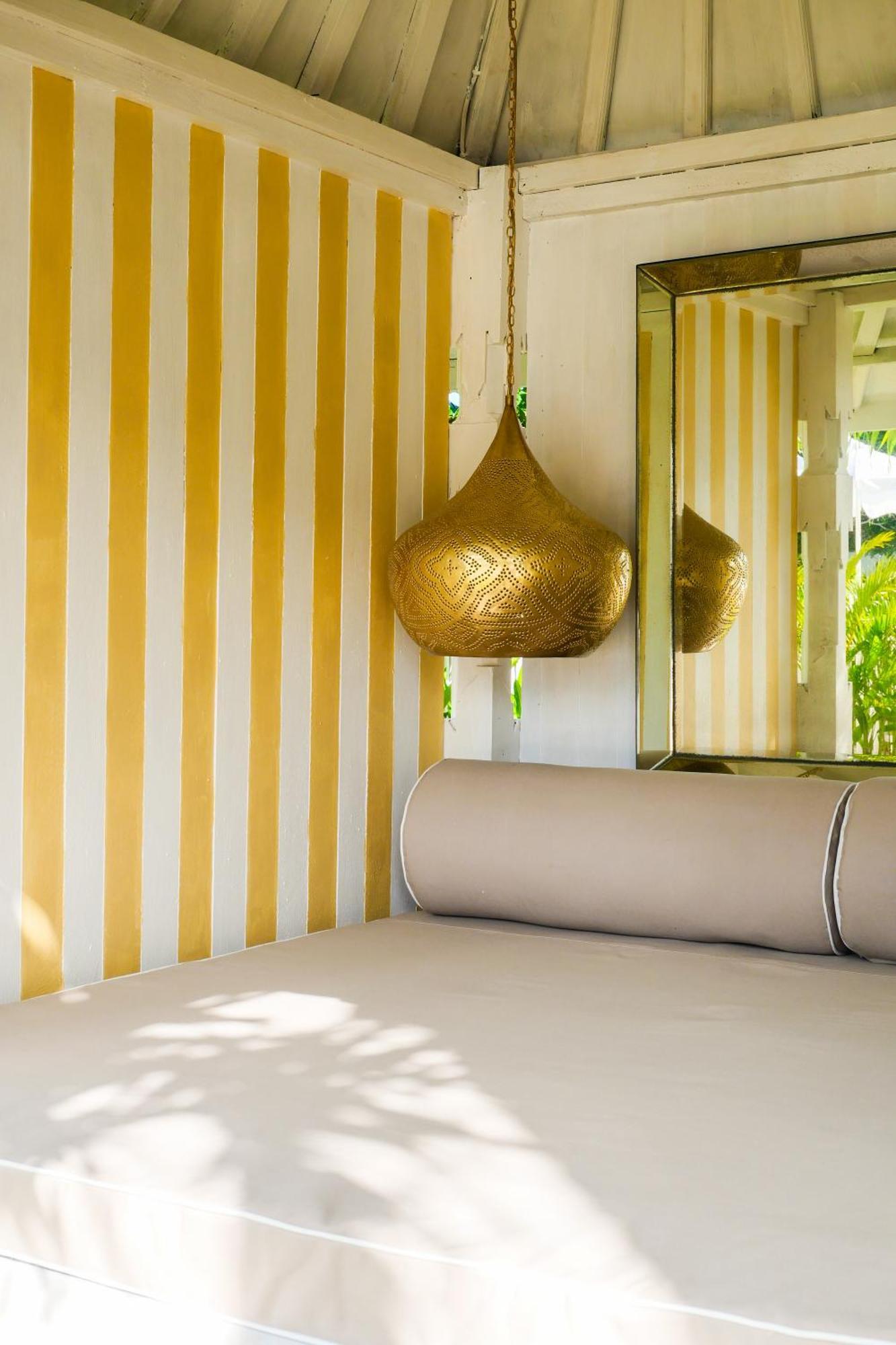 Ria Uluwatu, Tropical Chic Hotel Dış mekan fotoğraf