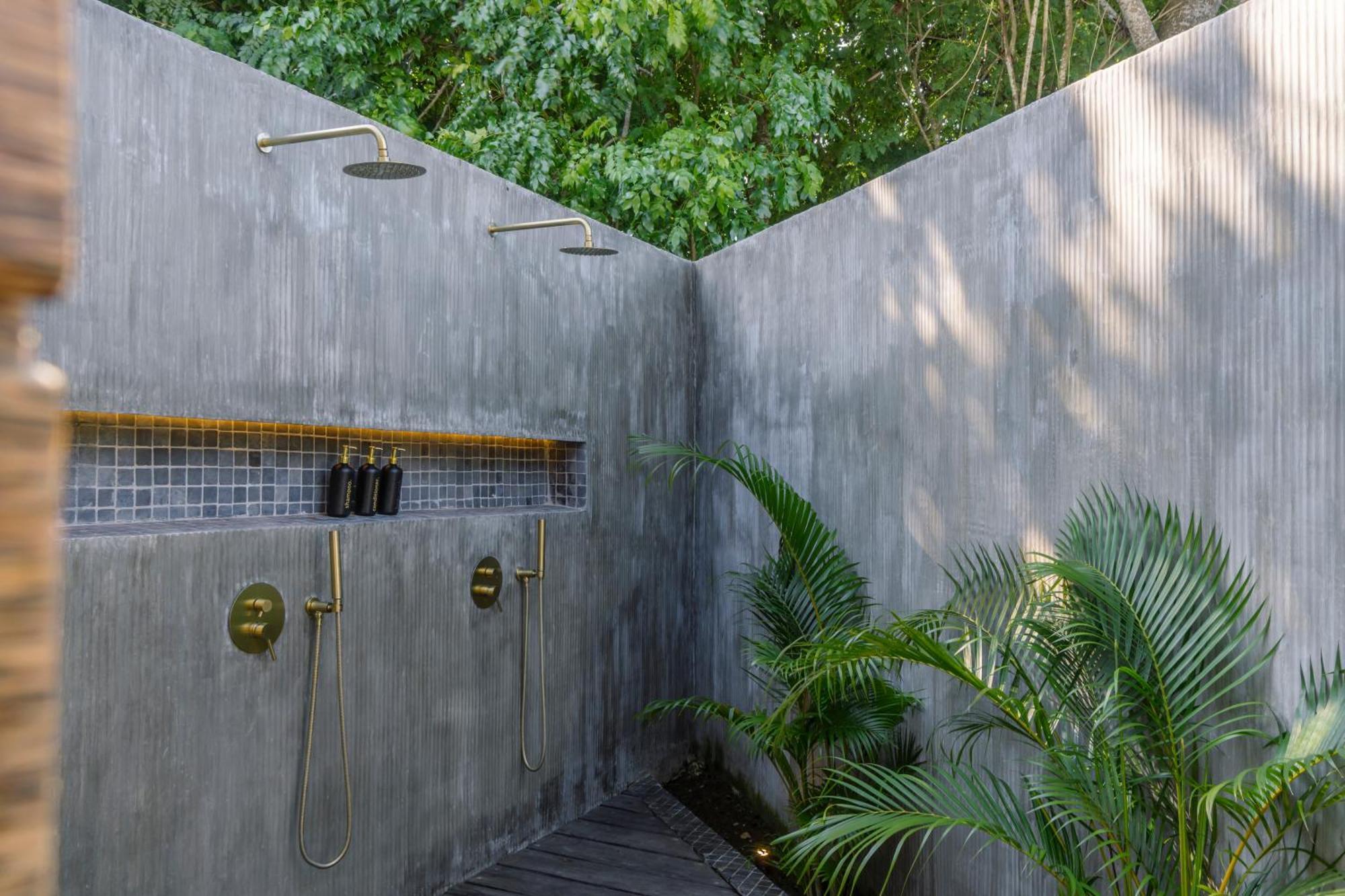 Ria Uluwatu, Tropical Chic Hotel Dış mekan fotoğraf