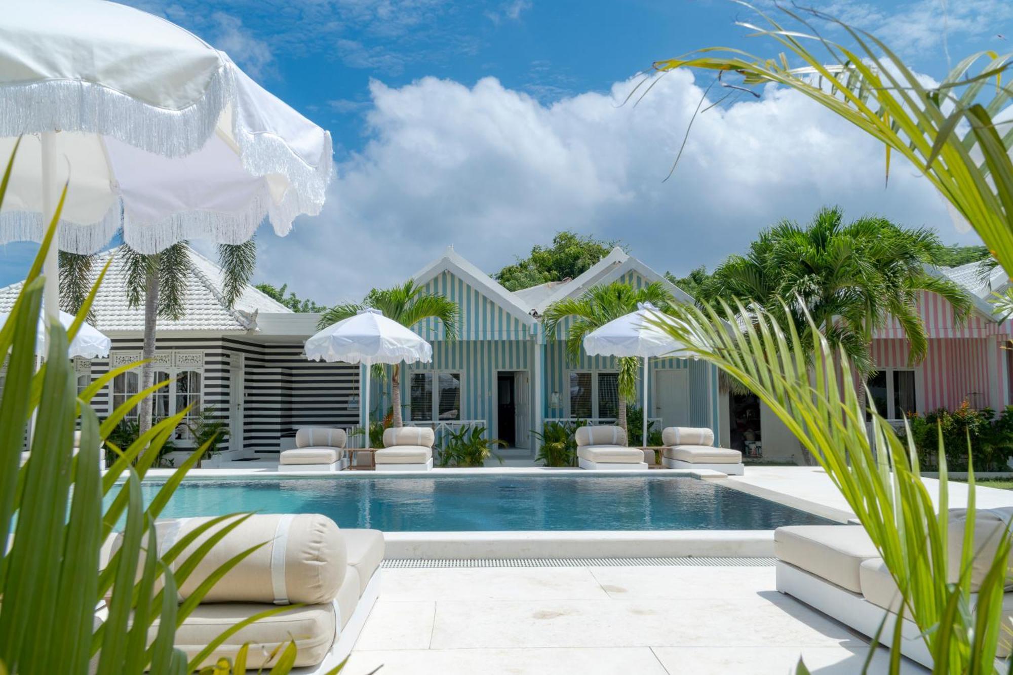Ria Uluwatu, Tropical Chic Hotel Dış mekan fotoğraf