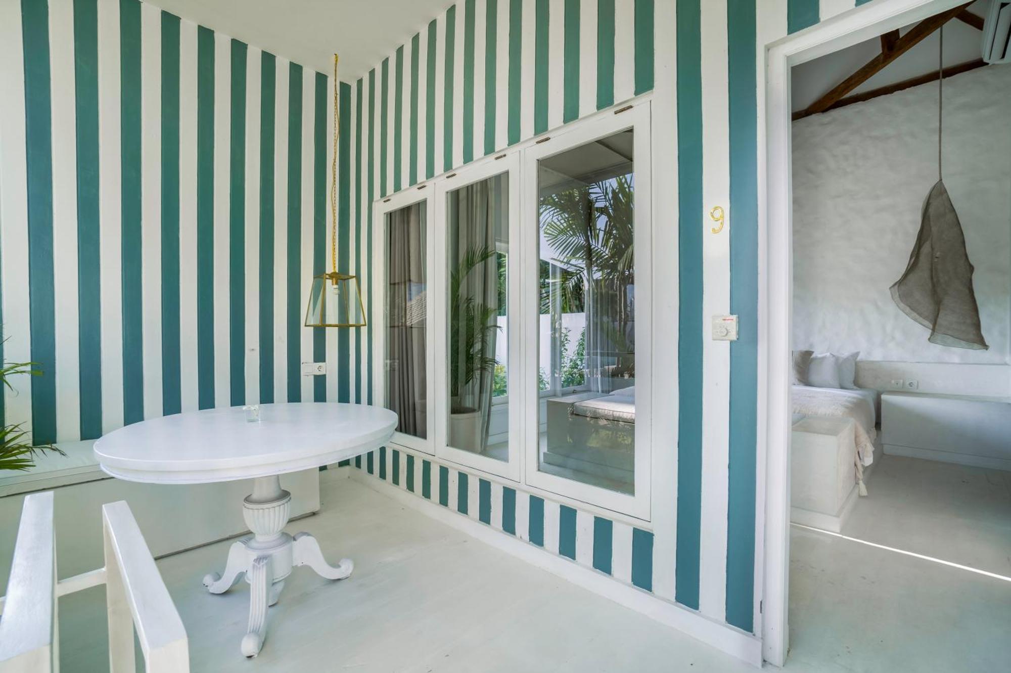Ria Uluwatu, Tropical Chic Hotel Dış mekan fotoğraf